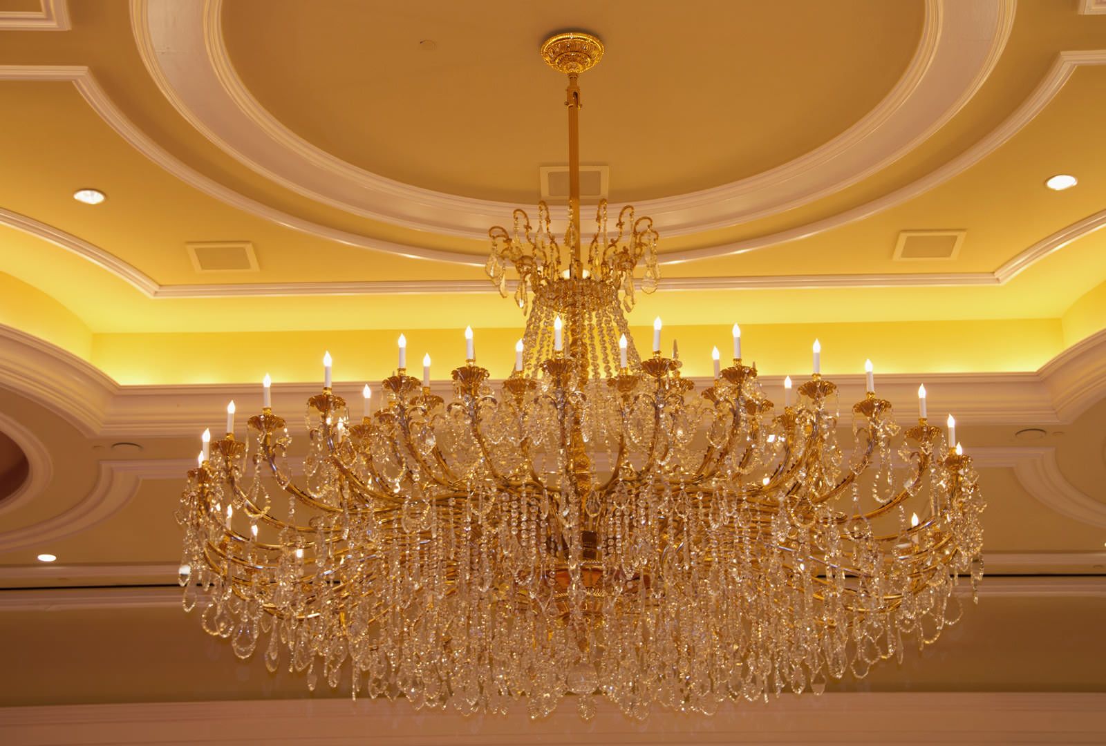Moscatelli Chandelier