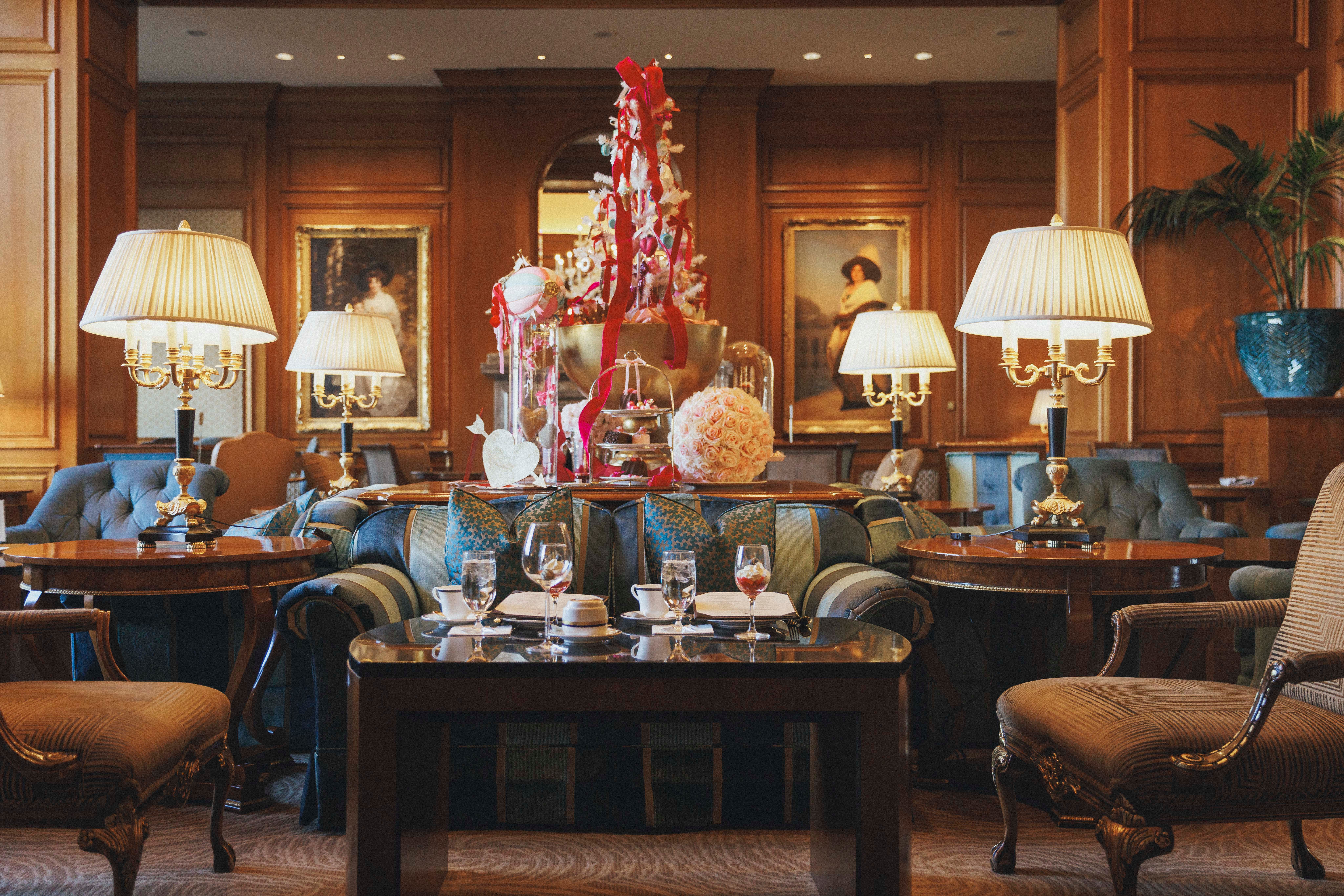 Tea service decorated with holiday decorations