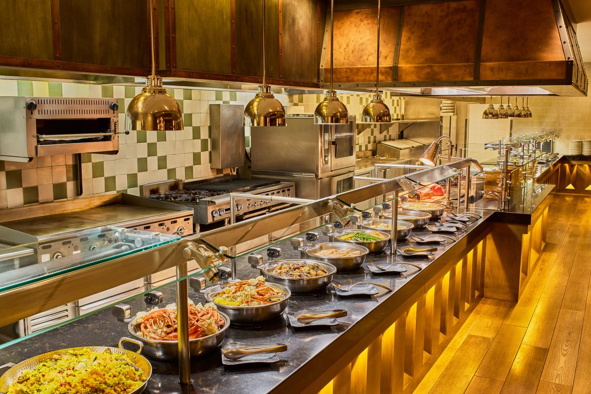Buffet at Lucky H Buffet